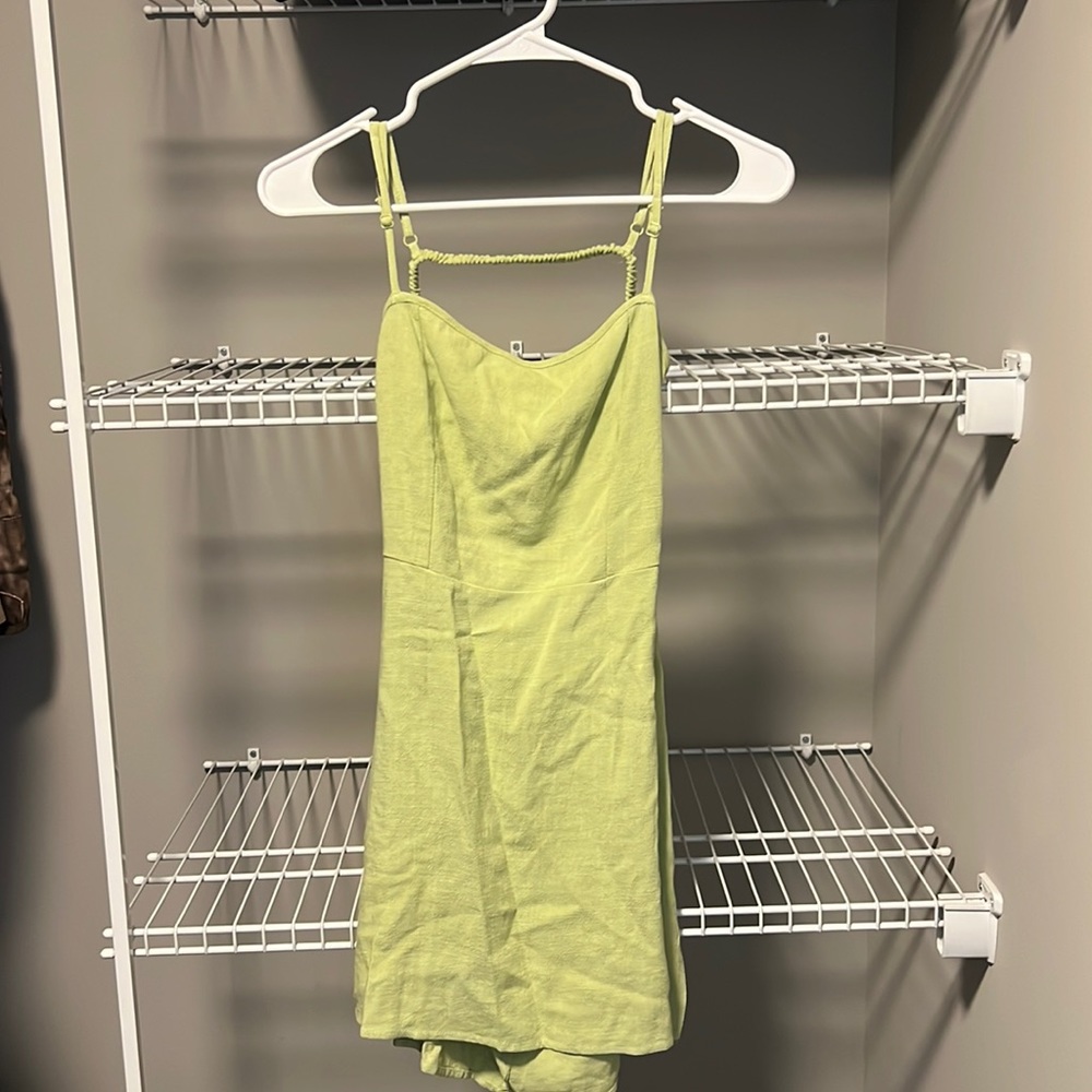 NWOT * Kendall & Kylie Light Green Cage Back Dress Size XS